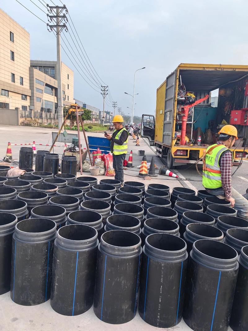 莺歌海镇管道短管置换
